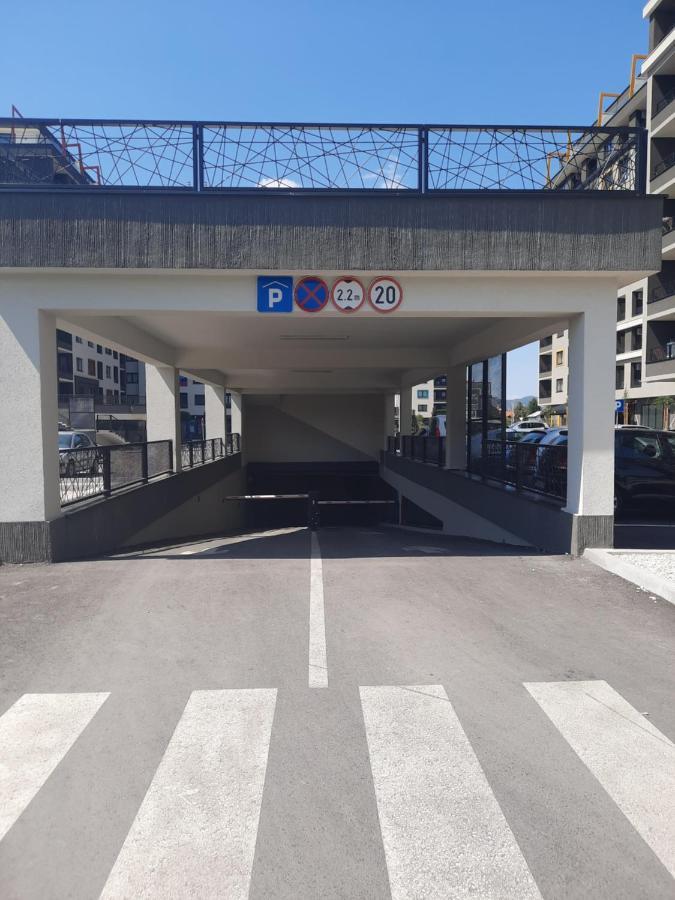 Apartman Bulevar Sarajevo - Free Parking Ngoại thất bức ảnh