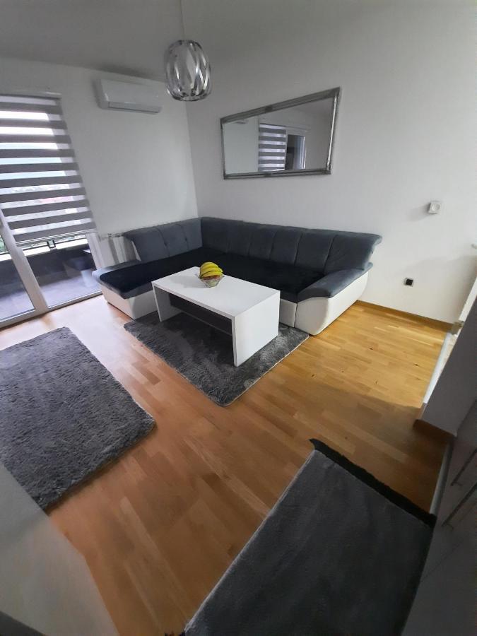 Apartman Bulevar Sarajevo - Free Parking Ngoại thất bức ảnh