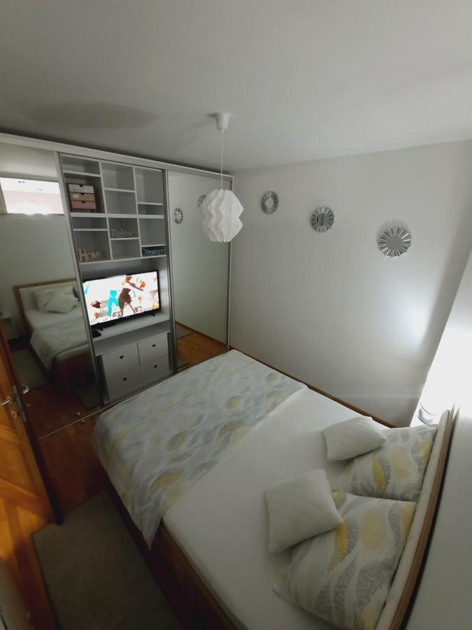 Apartman Bulevar Sarajevo - Free Parking Ngoại thất bức ảnh